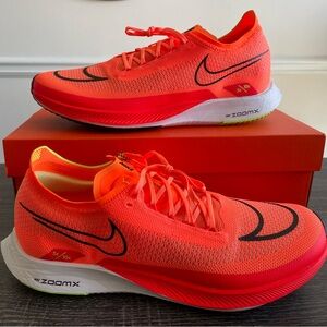 Nike Men's ZoomX Streakfly brand new Running Shoes